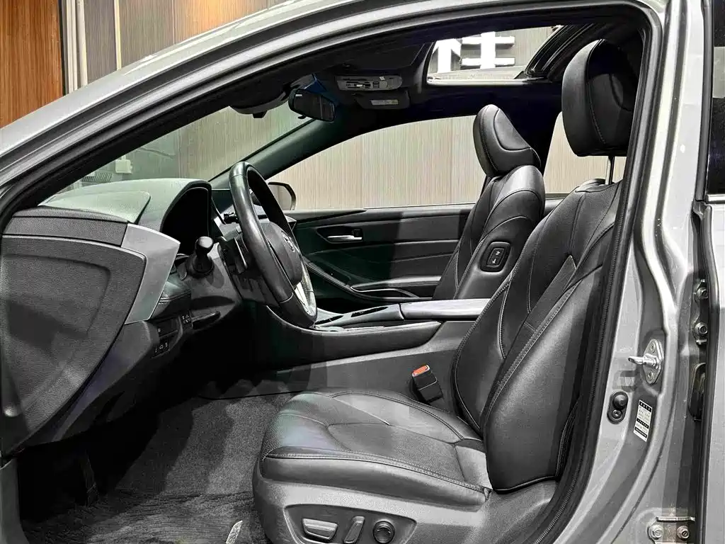 Toyota Avalon 2023 — фото 10