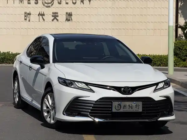 Toyota Camry 2023