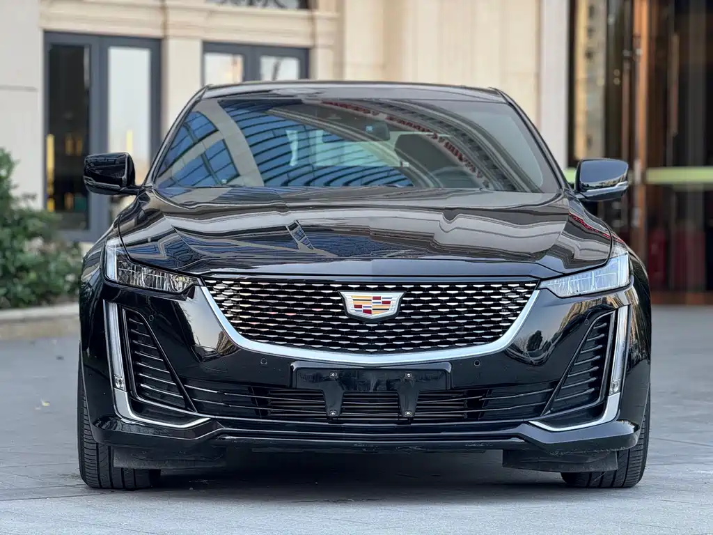 Cadillac CT5 2023 — фото 2