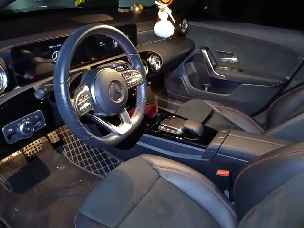Mercedes-Benz CLA 2021