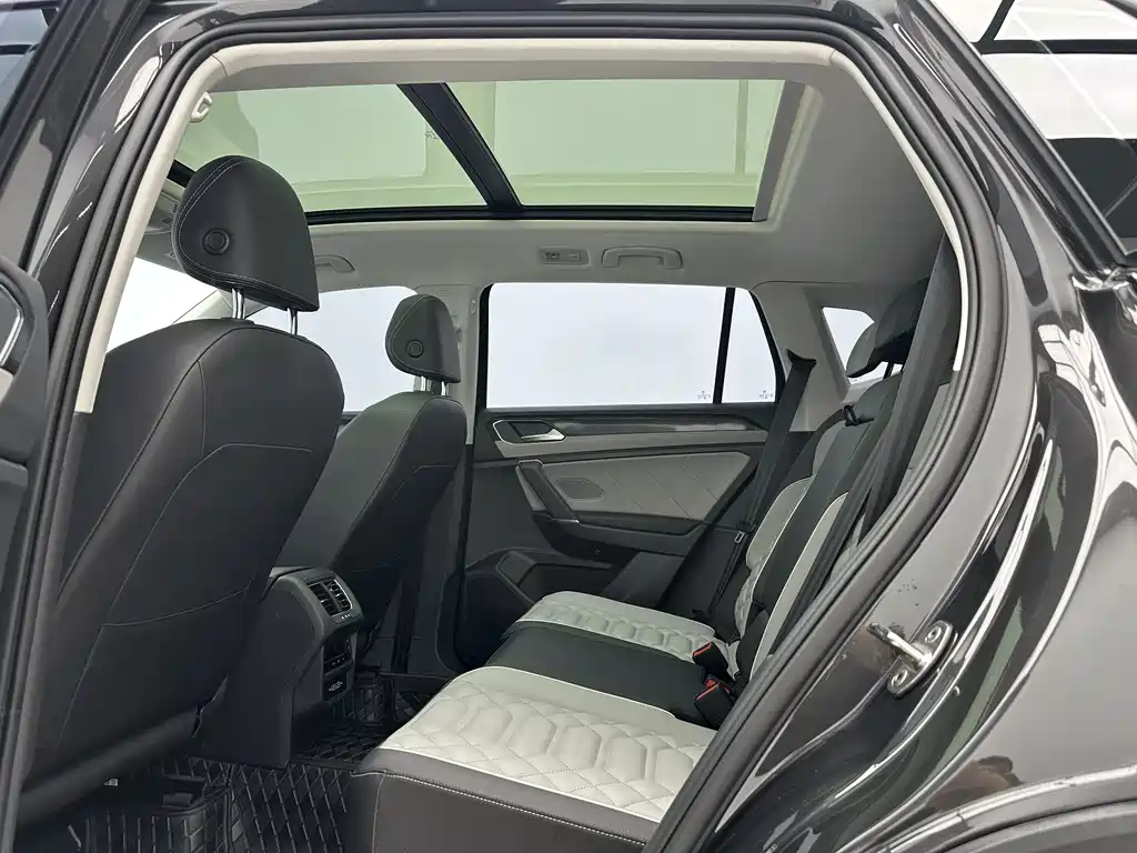 Volkswagen Tayron 2023