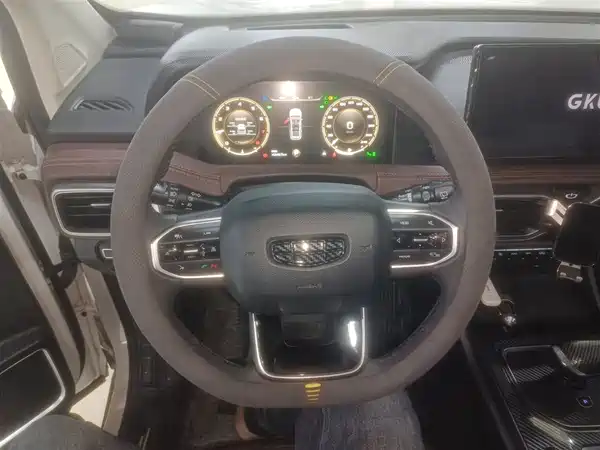 Geely Haoyue 2022