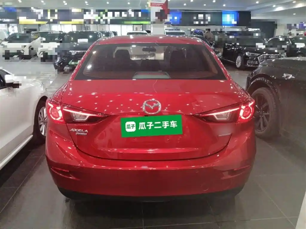 Mazda 3 Axela 2019 — фото 4