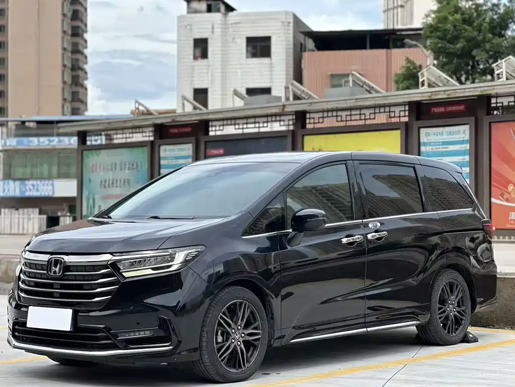 Honda Odyssey 2022 — фото 1