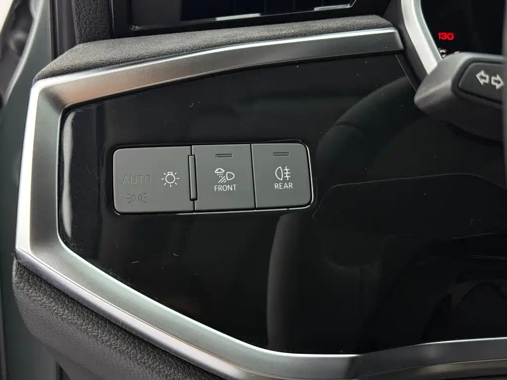 Audi Q3 2022 — фото 17