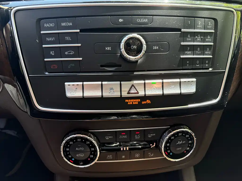 Mercedes-Benz GLS 2018 — фото 14
