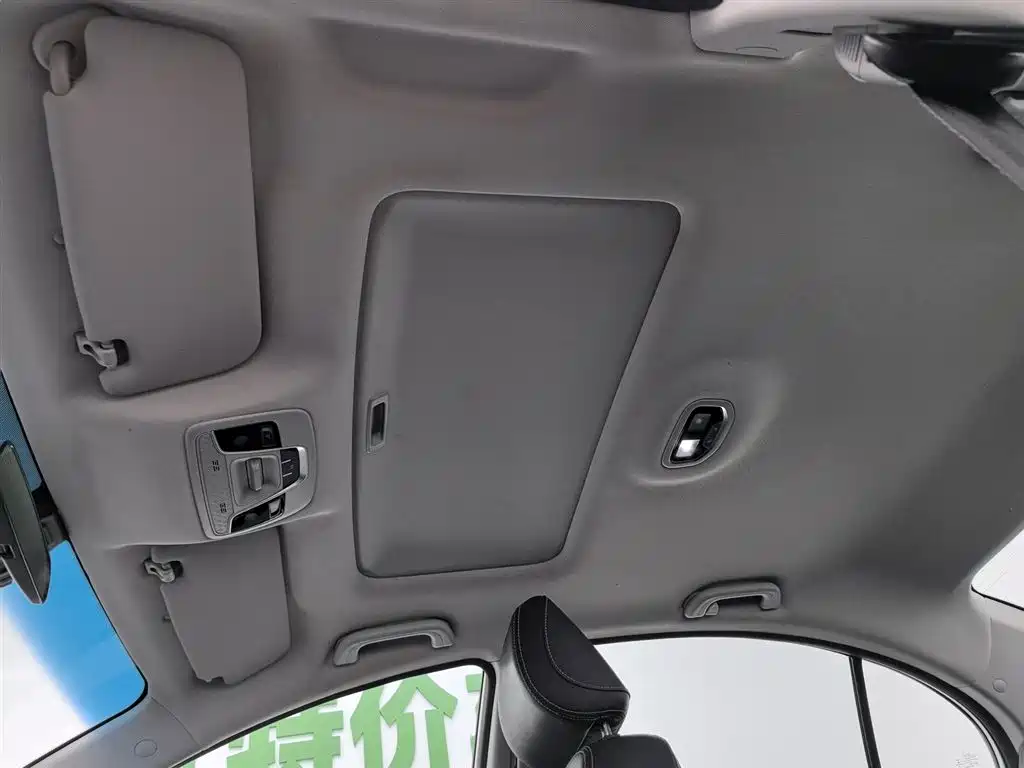 Geely Emgrand 2019 — фото 14