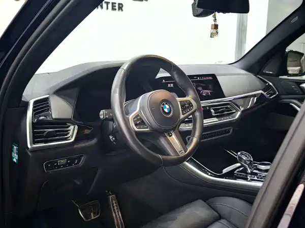 BMW X5 2019