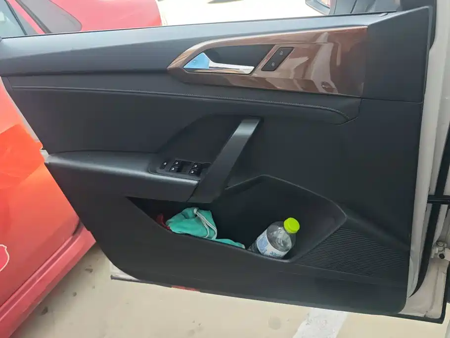 Volkswagen Tharu 2021