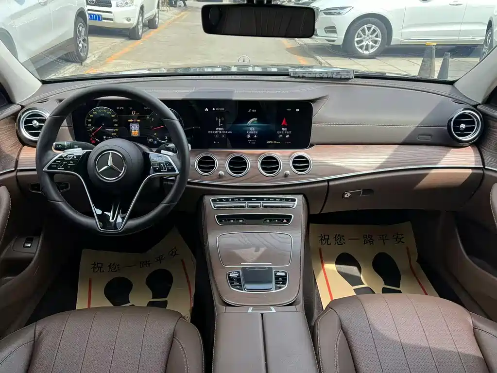 Mercedes-Benz E-Class 2022 — фото 23