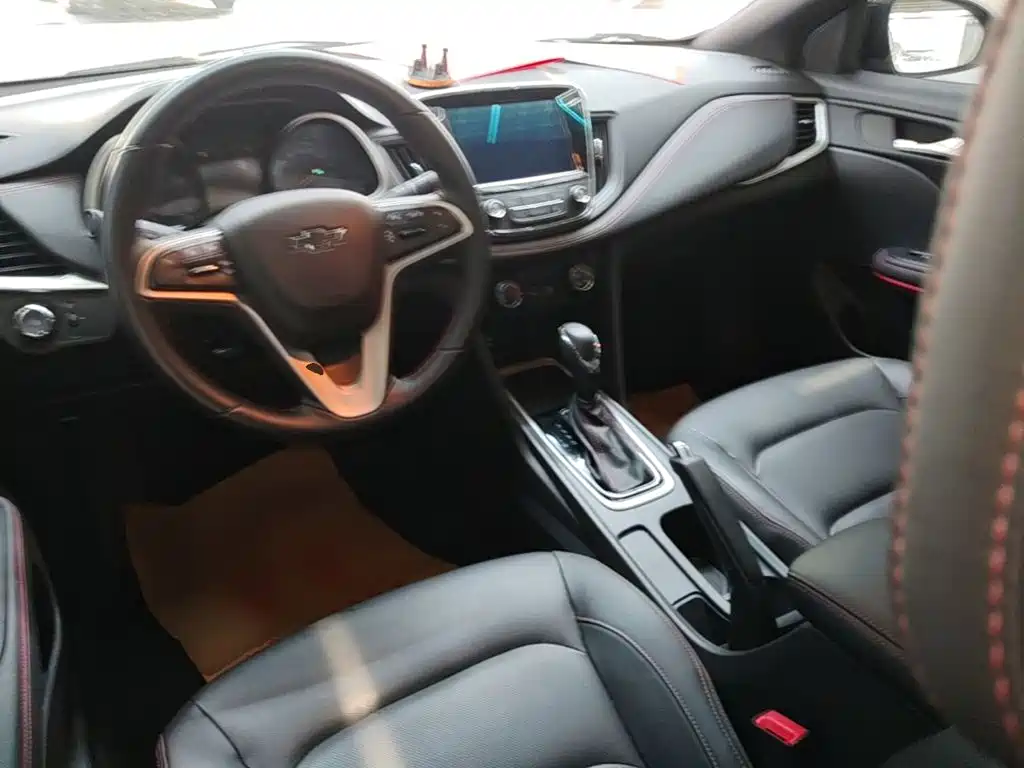 Chevrolet Monza 2019 — фото 10