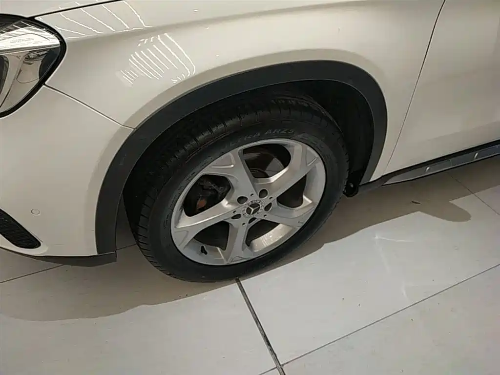 Mercedes-Benz GLA 2018 — фото 23