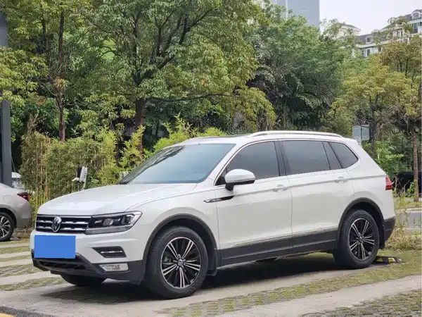 Volkswagen Tiguan L 2020