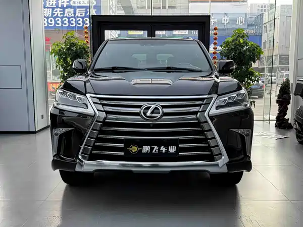 Lexus LX 2019