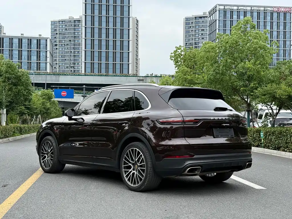 Porsche Cayenne 2018 — фото 5