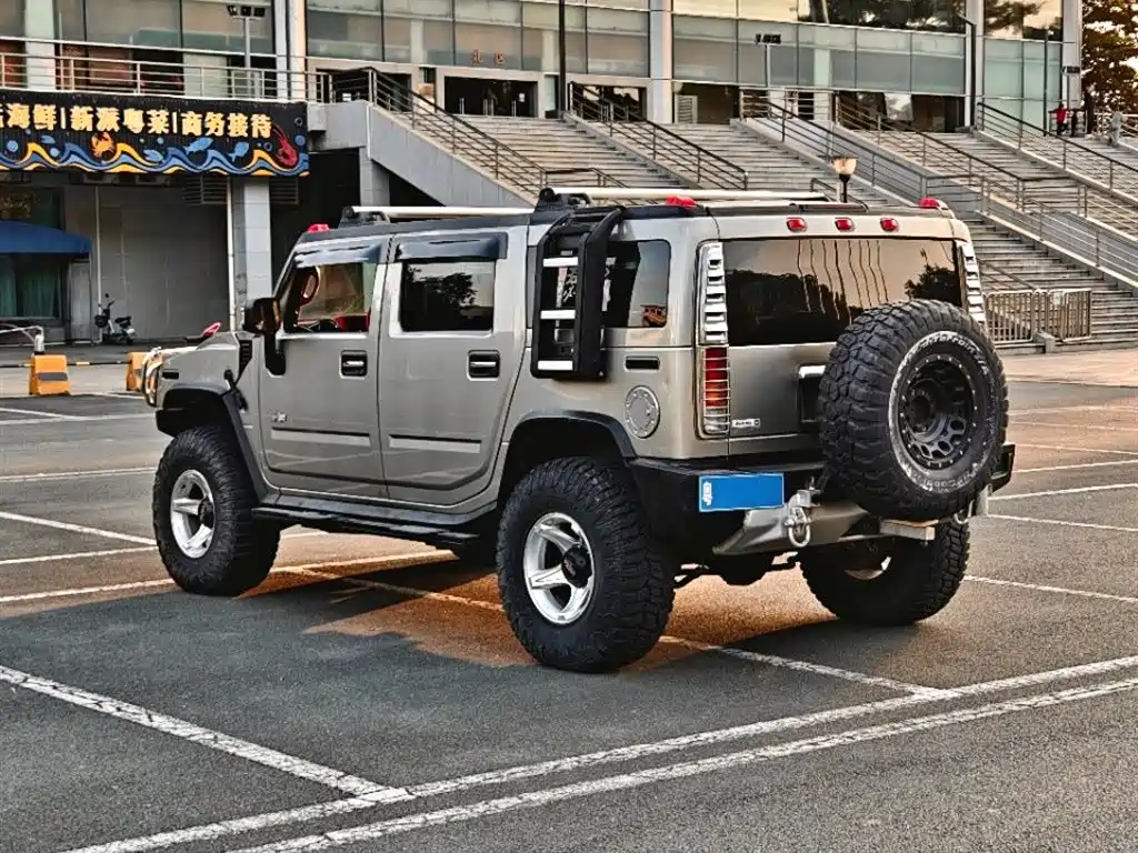Hummer H2 2010 — фото 6