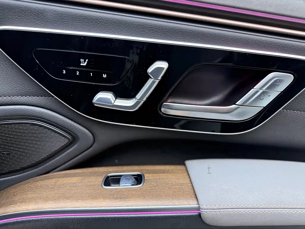 Mercedes-Benz EQS 2024 — фото 20