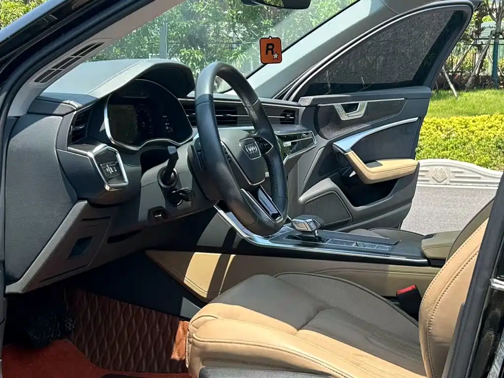 Audi A6L 2022