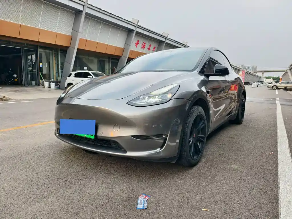 Tesla Model Y 2022 — фото 1