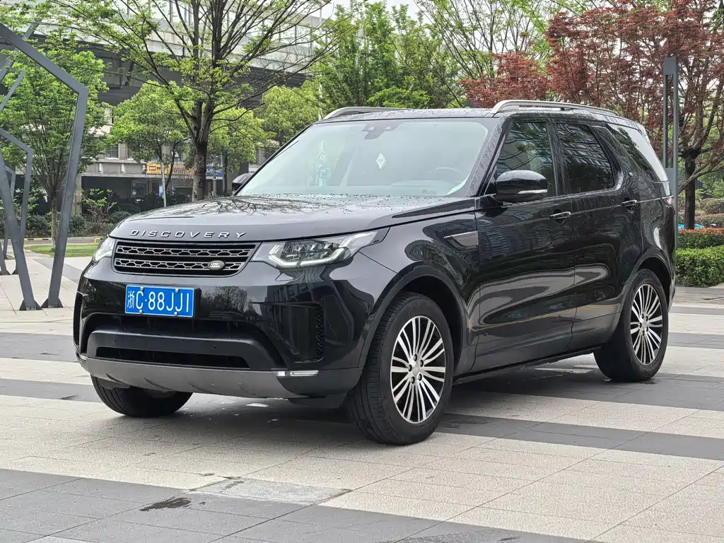 Land Rover Discovery 2017 — фото 1