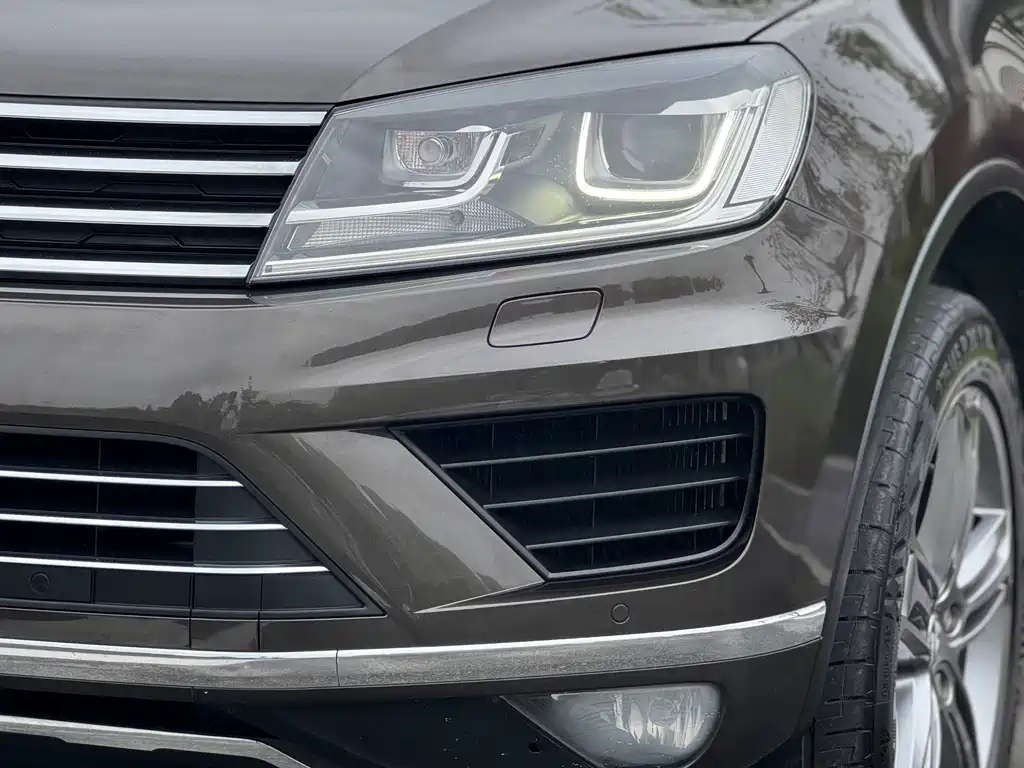 Volkswagen Touareg 2017 — фото 18