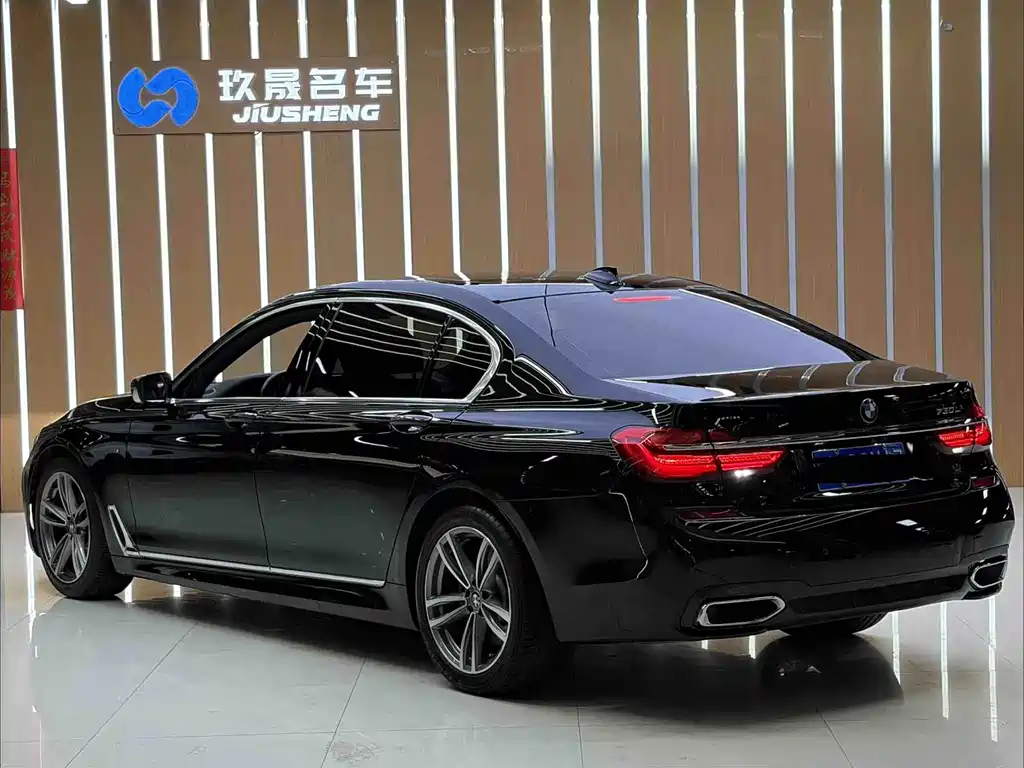 BMW 7 Series 2018 — фото 4