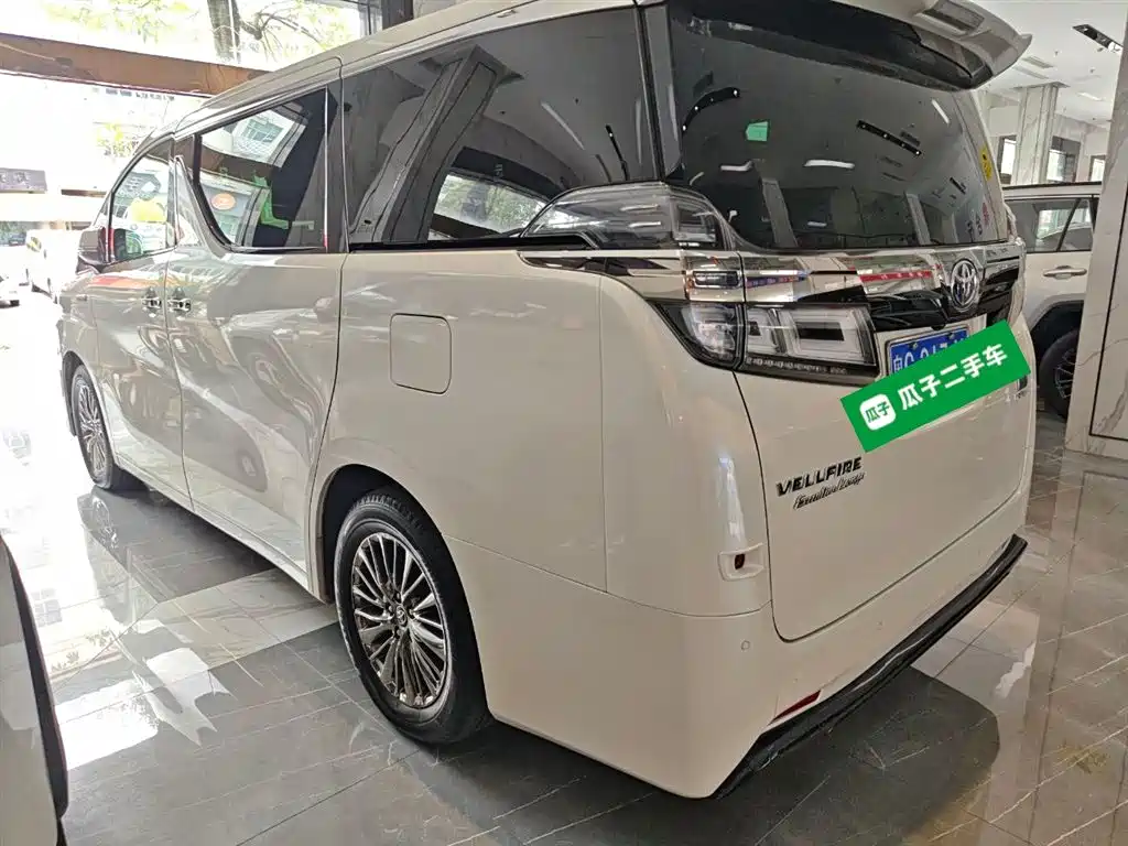 Toyota Vellfire 2020 — фото 5