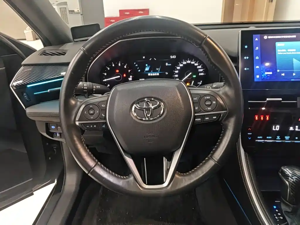 Toyota Avalon 2022 — фото 11