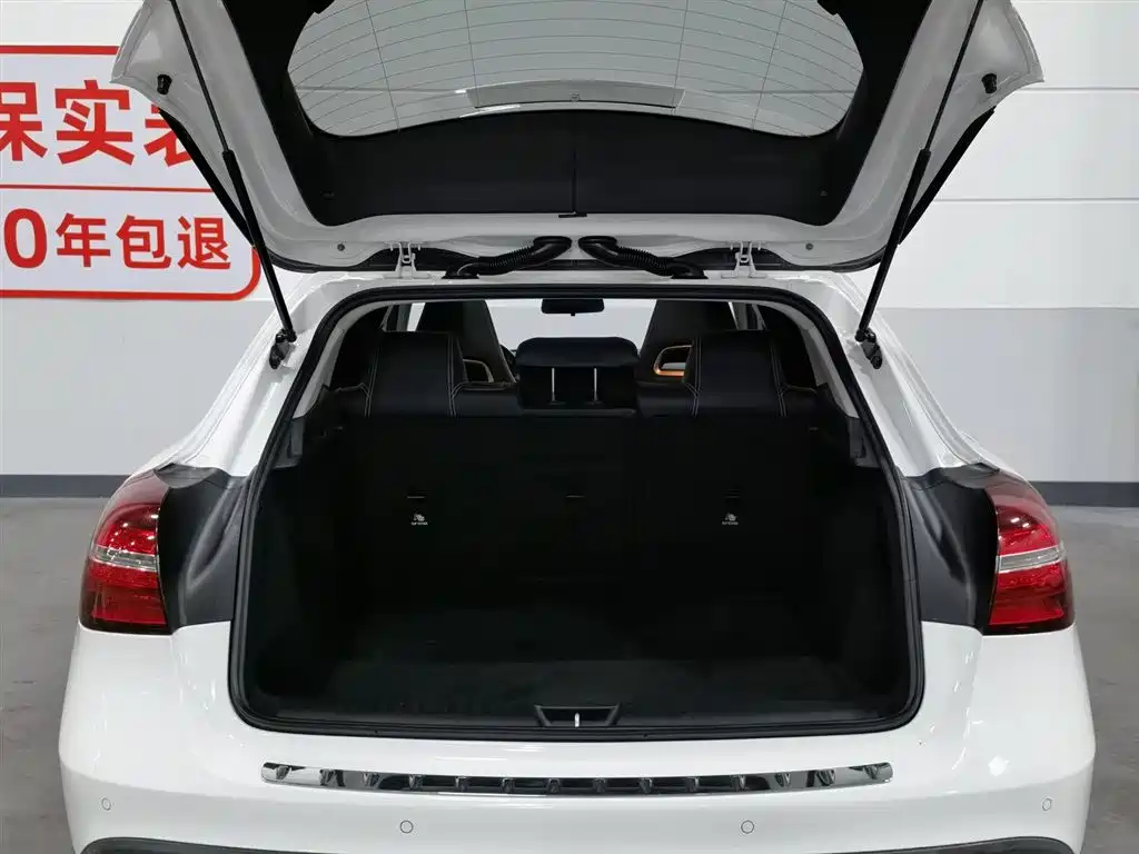 Mercedes-Benz GLA 2017 — фото 16