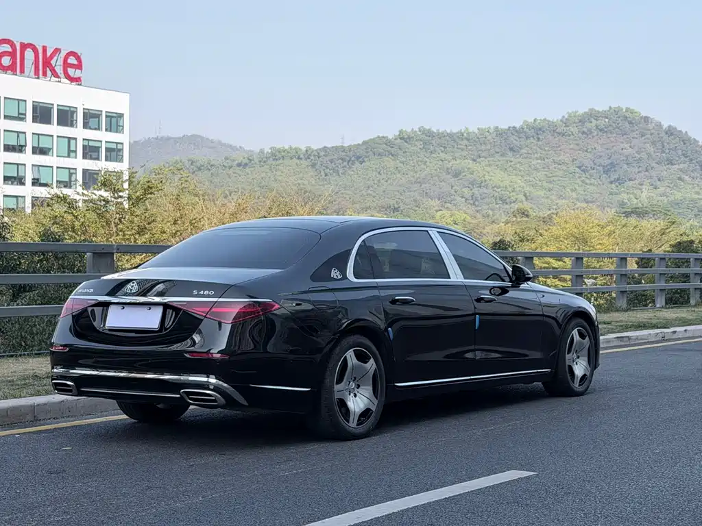 Mercedes-Benz Maybach S-Class 2021