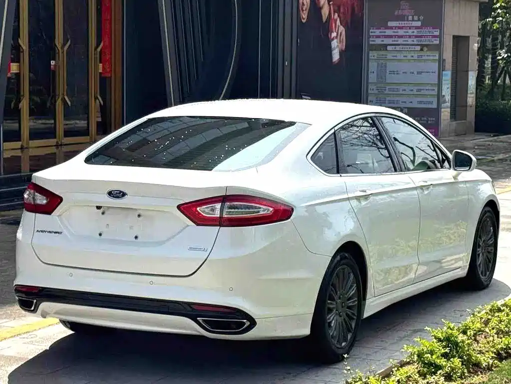 Ford Mondeo 2016 — фото 4