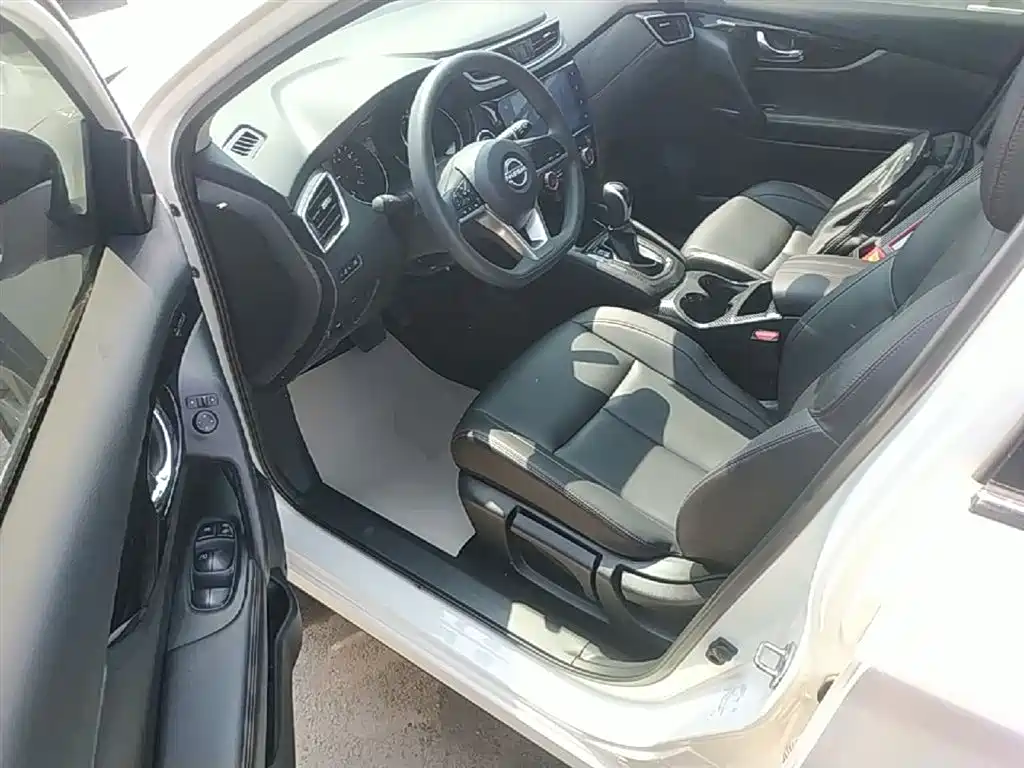 Nissan Qashqai 2023 — фото 16