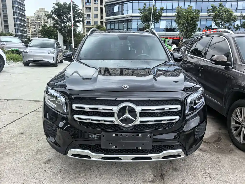 Mercedes-Benz GLB 2023 — фото 3