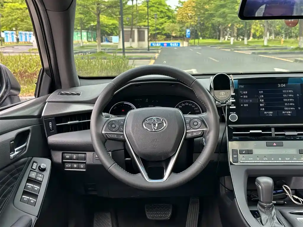 Toyota Avalon 2019