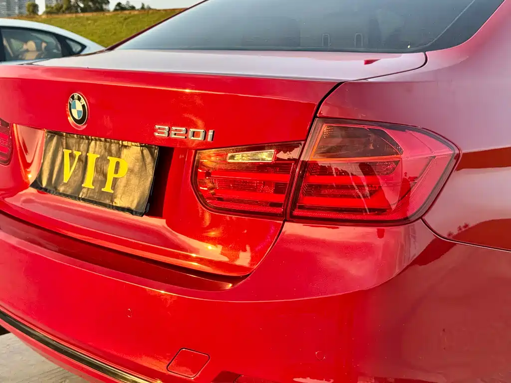 BMW 3 Series 2013 — фото 18