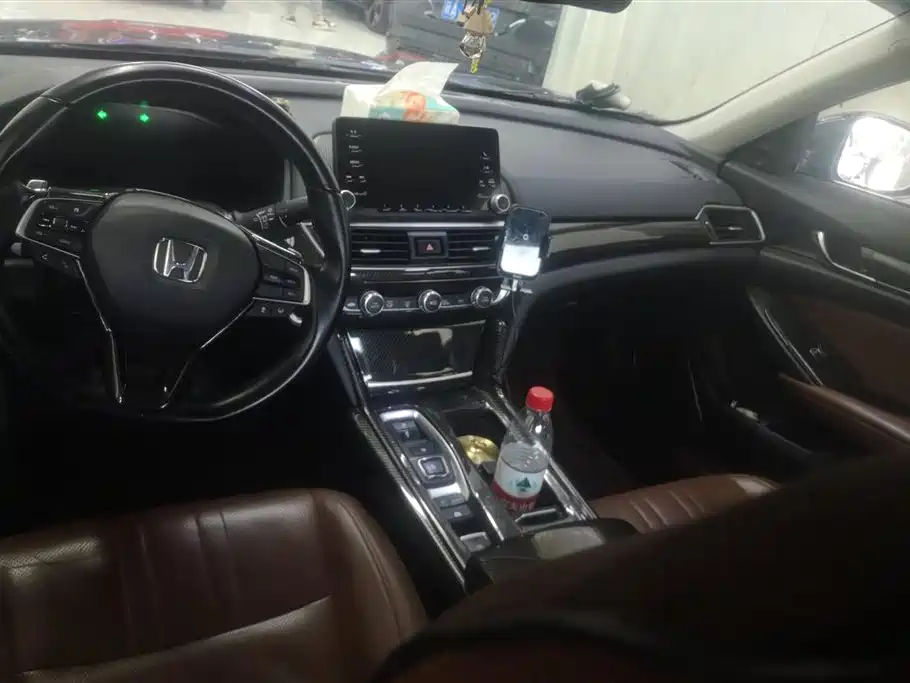 Honda Inspire 2021 — фото 12