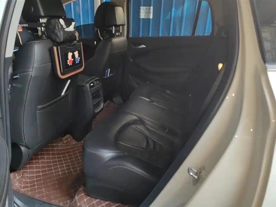 Buick Envision Plus 2020 — фото 11