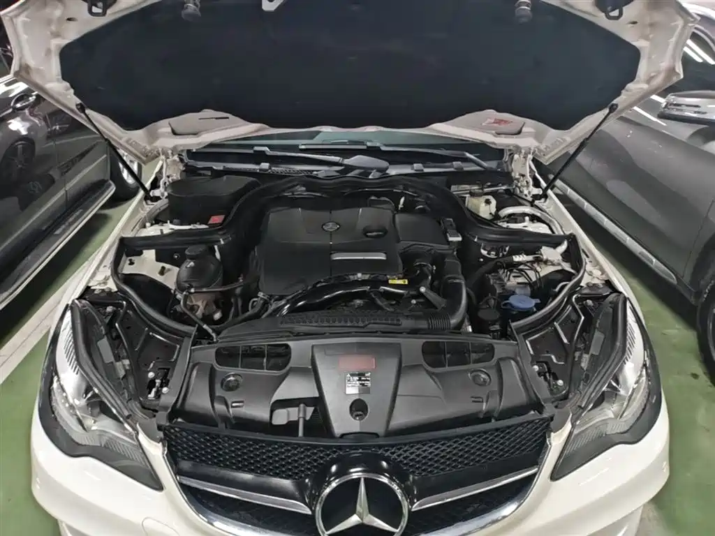 Mercedes-Benz E-Class 2017 — фото 20