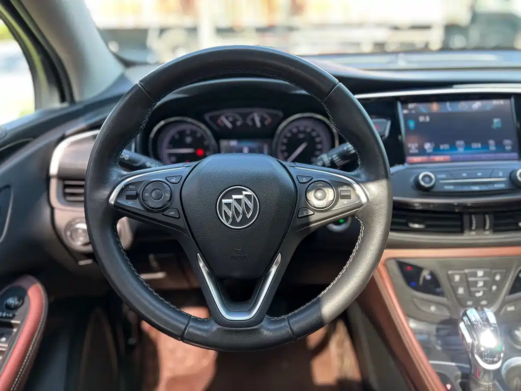 Buick Envision Plus 2018 — фото 11