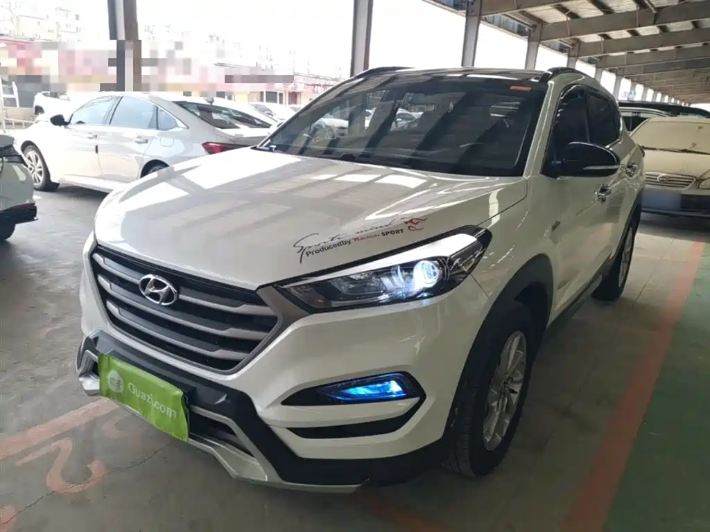 Hyundai Tucson 2017 — фото 1