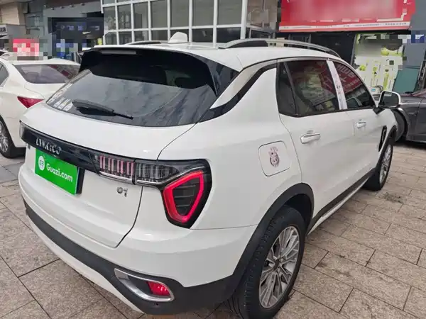Lynk & Co 01 2018