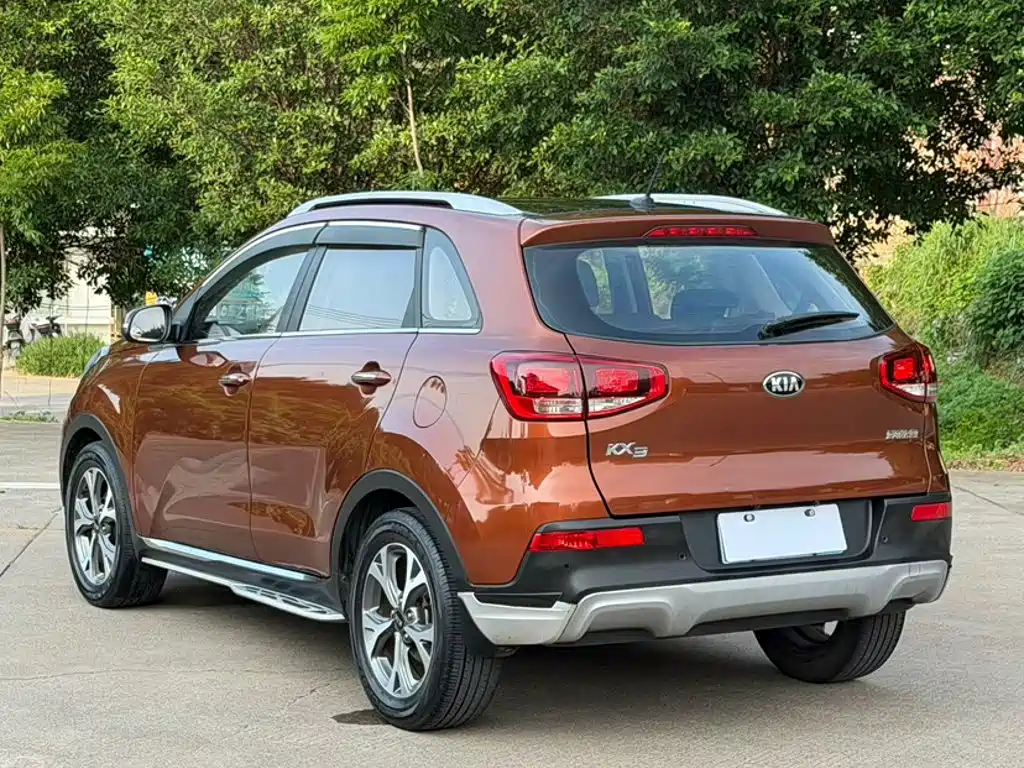 Kia KX3 2016 — фото 5