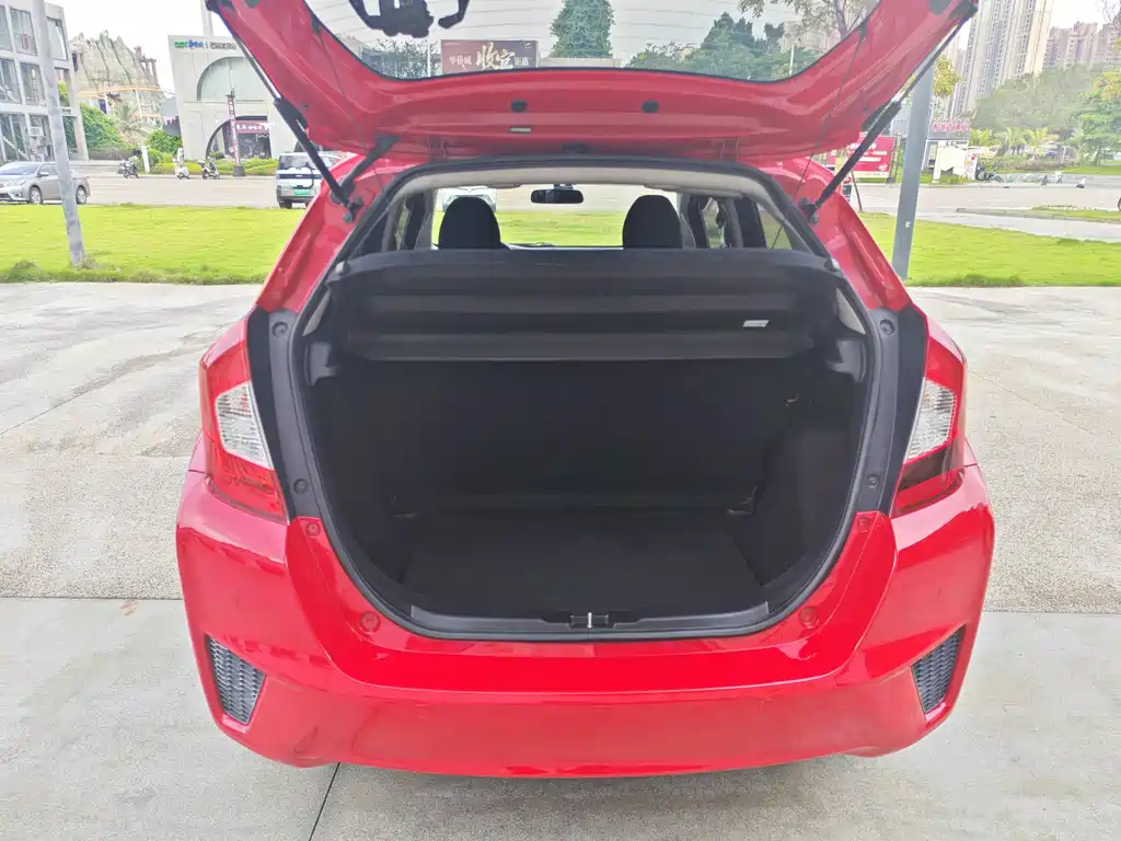 Honda Fit 2017 — фото 15