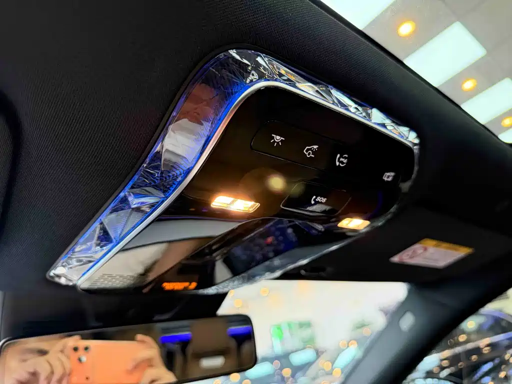 Mercedes-Benz E-Class 2025