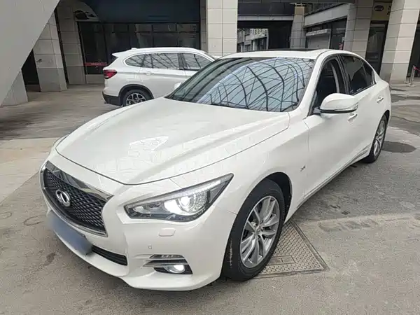 Infiniti Q50L 2016