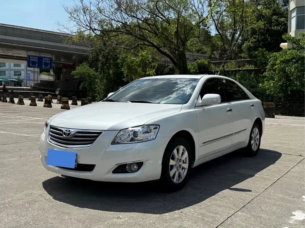 Toyota Camry 2007 — фото 1