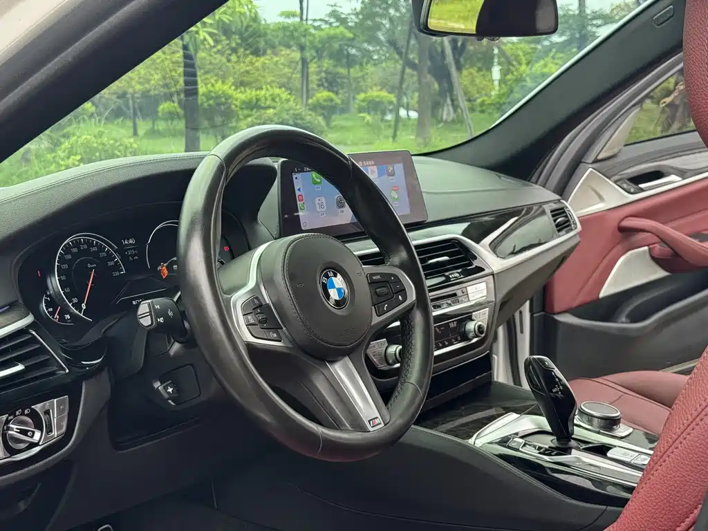 BMW 5 Series 2018 — фото 13