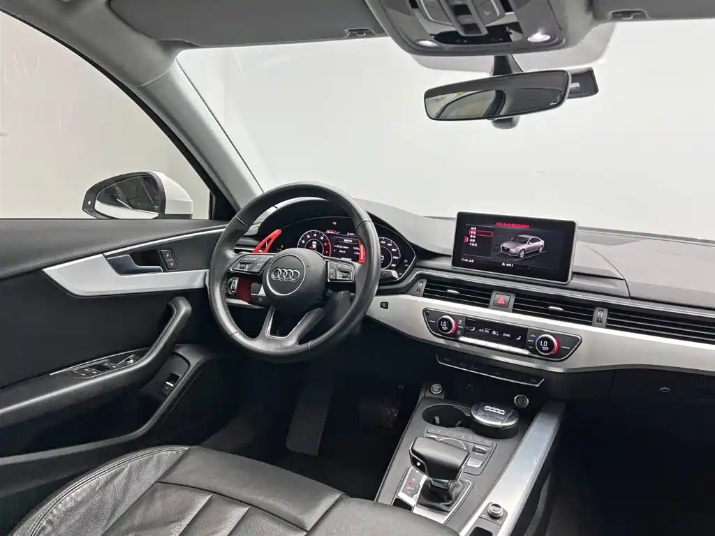 Audi A4L 2018 — фото 24