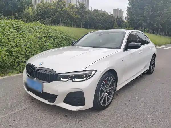 BMW 3 Series 2022