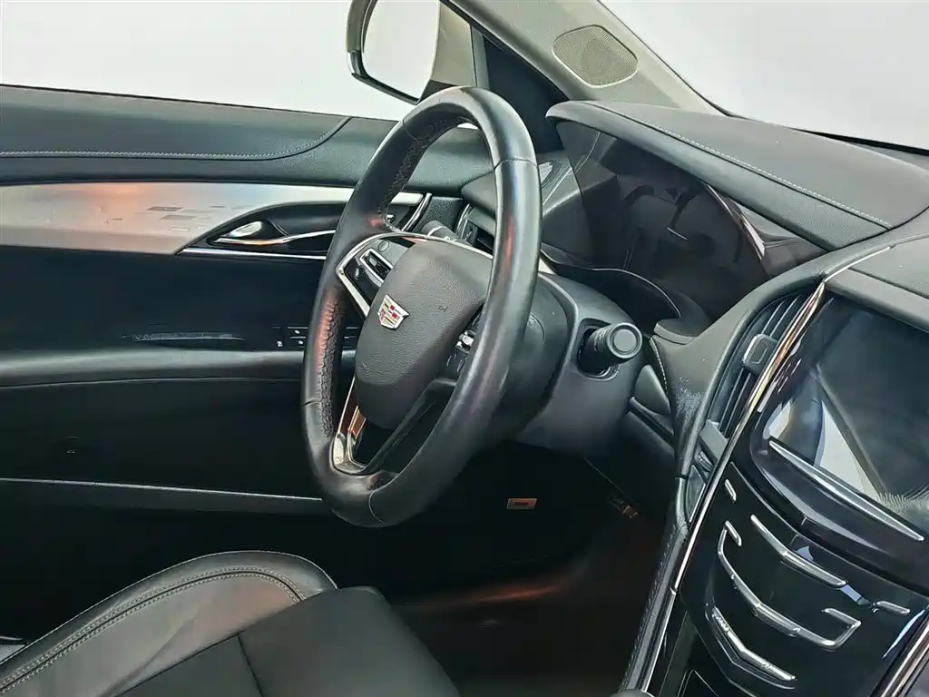 Cadillac ATS-L 2016 — фото 22